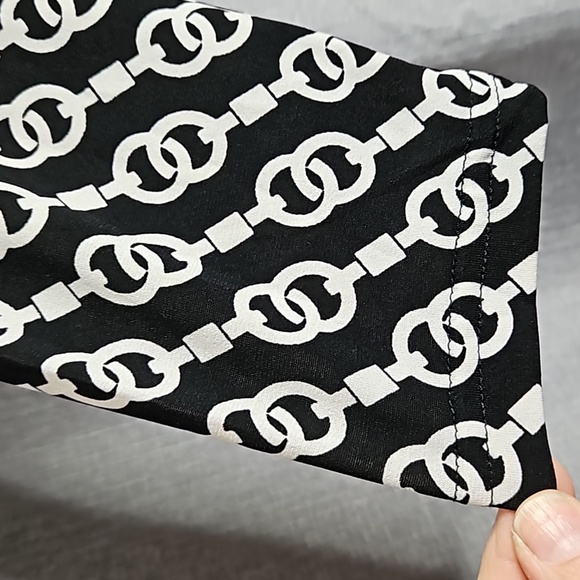 MARGARET JOSEPHS MACBETH COLLECTION BLACK AND WHITE ROMPER TIE SIDE - Picture 7 of 8